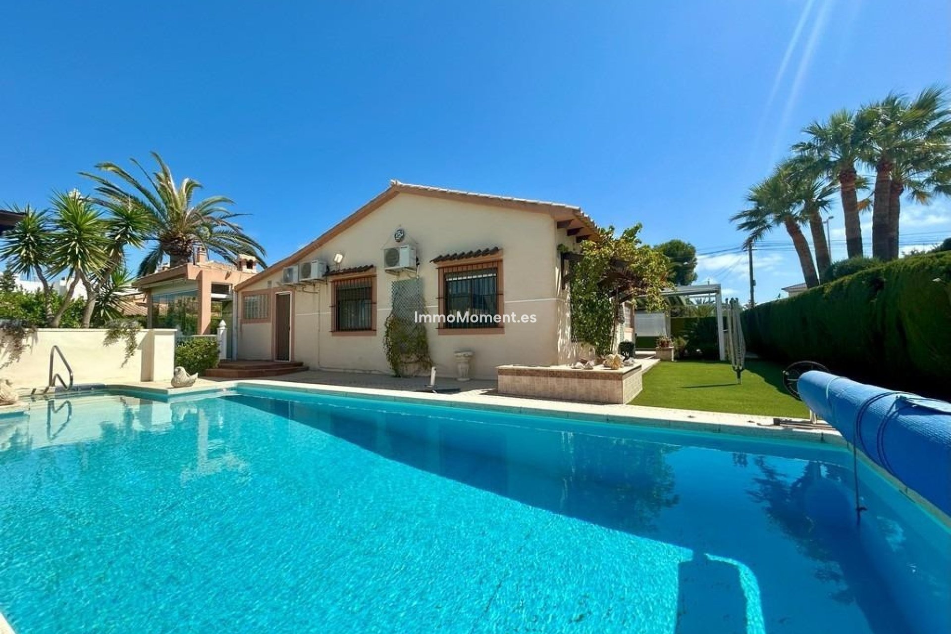 Resale - Villa - Orihuela - Orihuela Costa