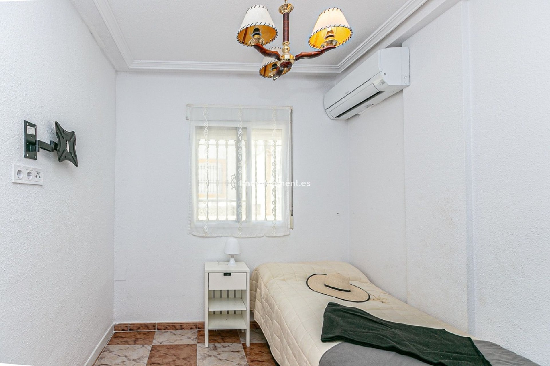 Resale - Villa - Orihuela - Orihuela Costa