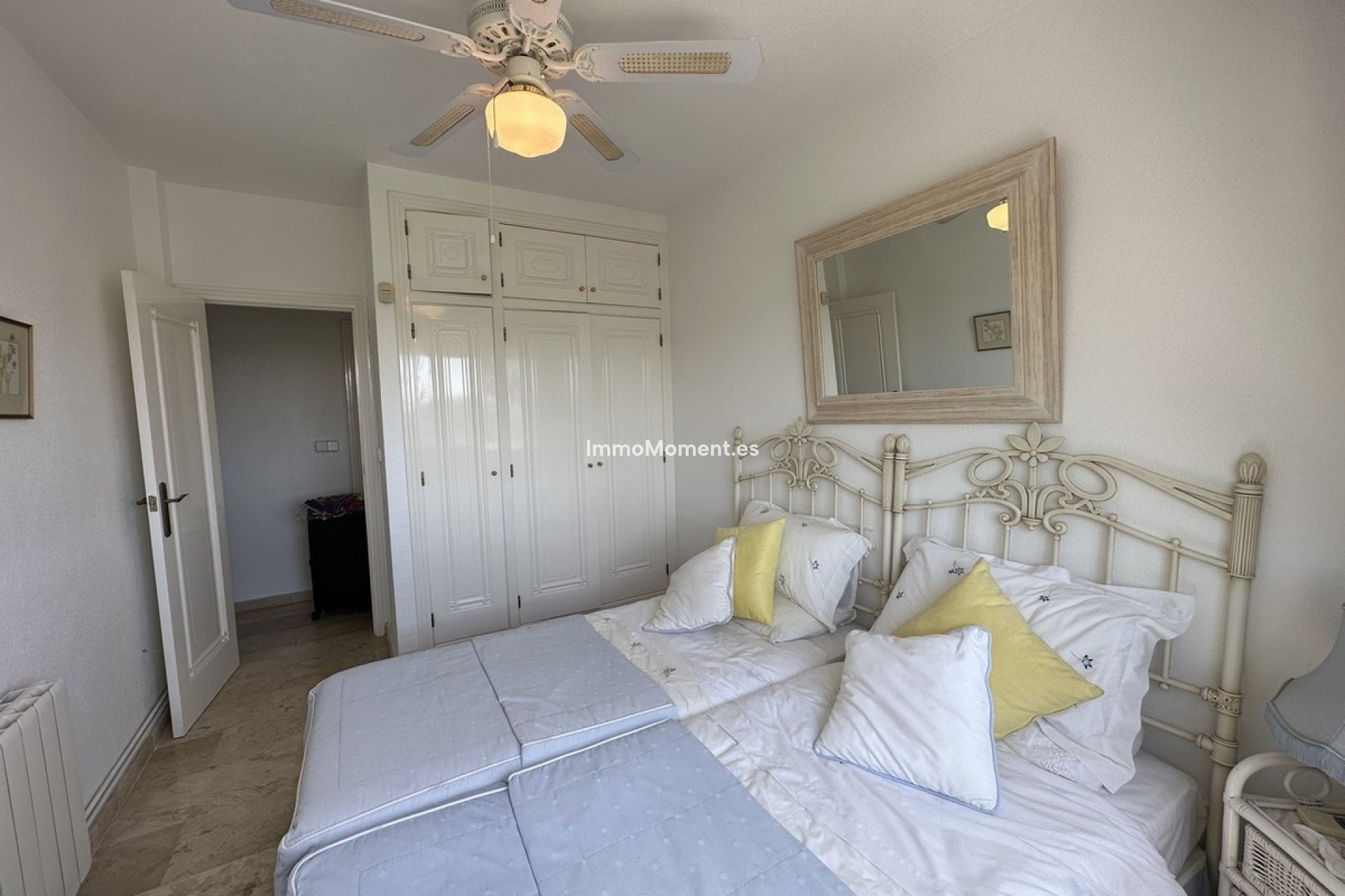 Resale - Villa - Orihuela - Villamartin