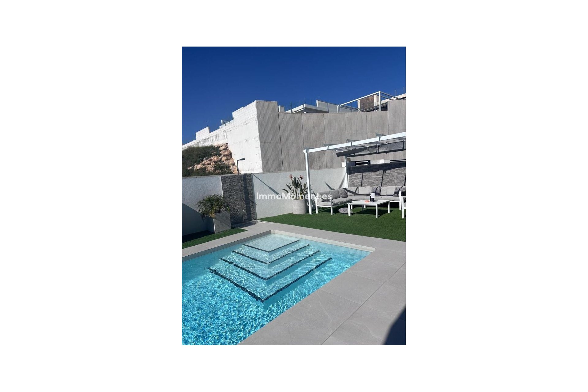 Resale - Villa - Orihuela - Villamartin