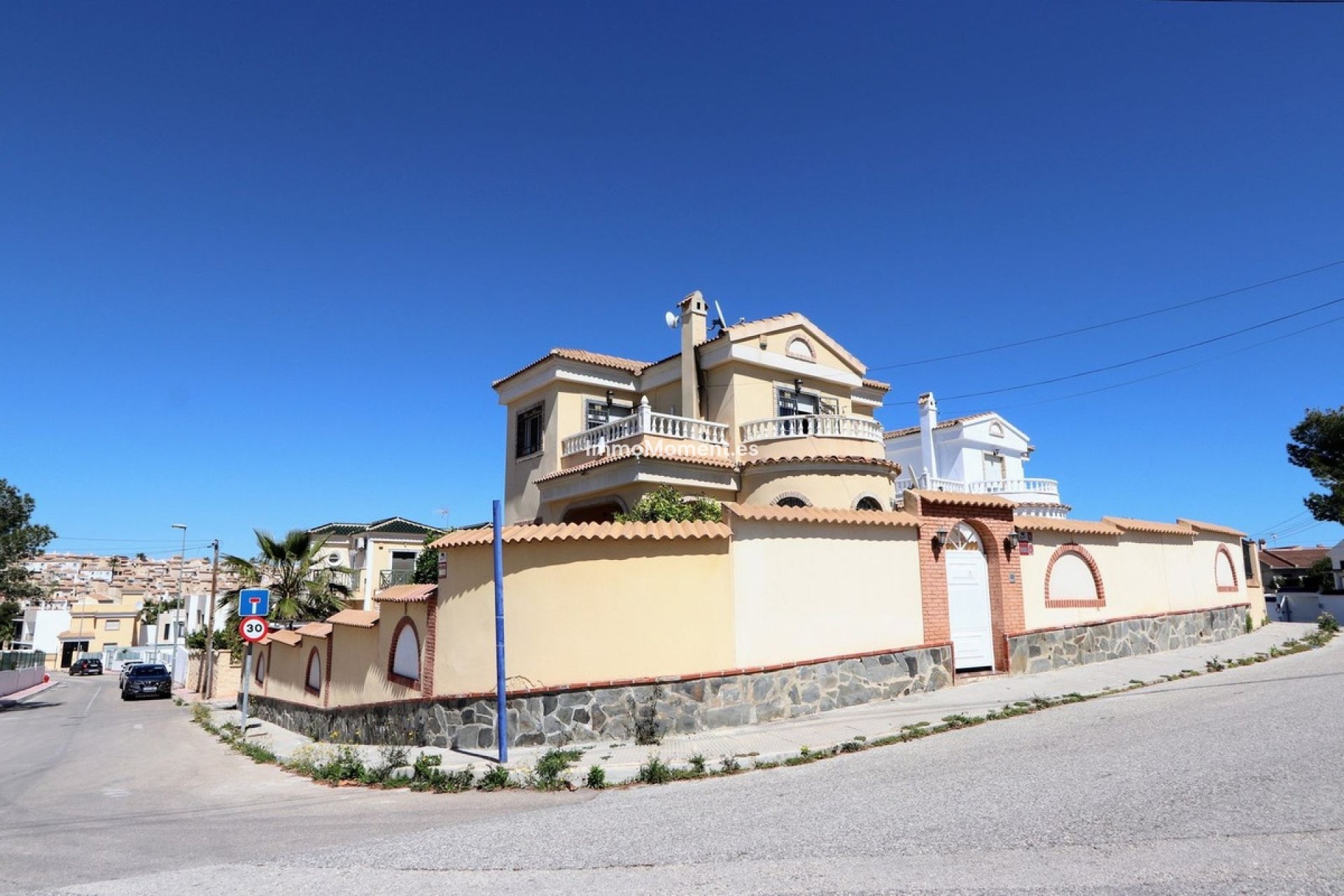 Resale - Villa - Orihuela - Villamartin
