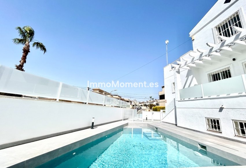 Resale - Villa - Orihuela - Villamartin