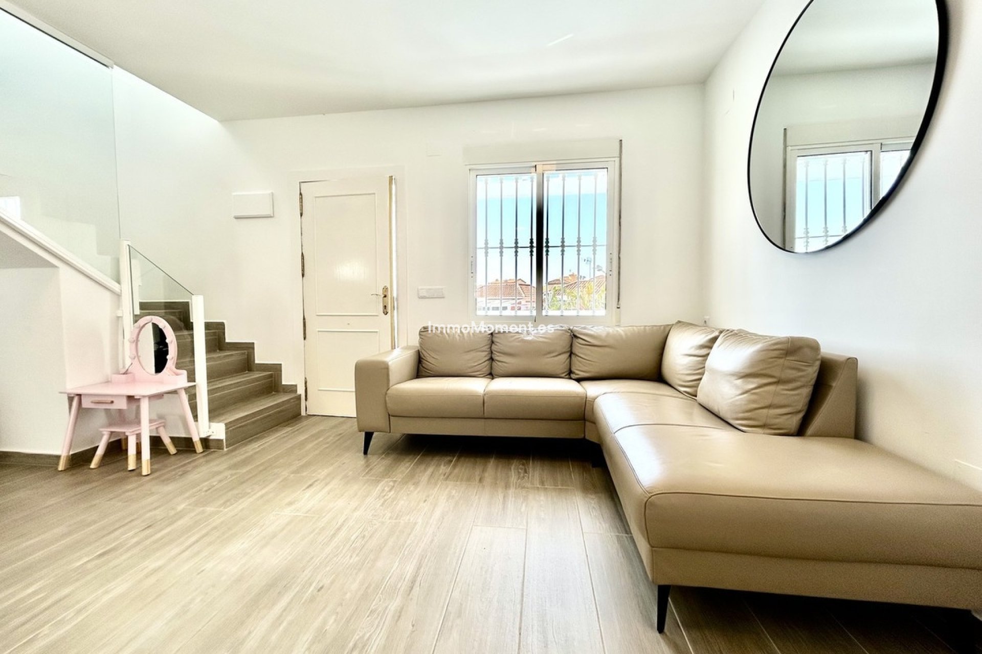 Resale - Villa - Orihuela - Villamartin