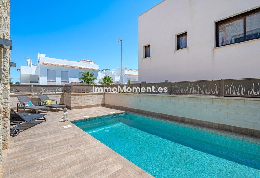 Resale - Villa - Rojales - Ciudad Quesada