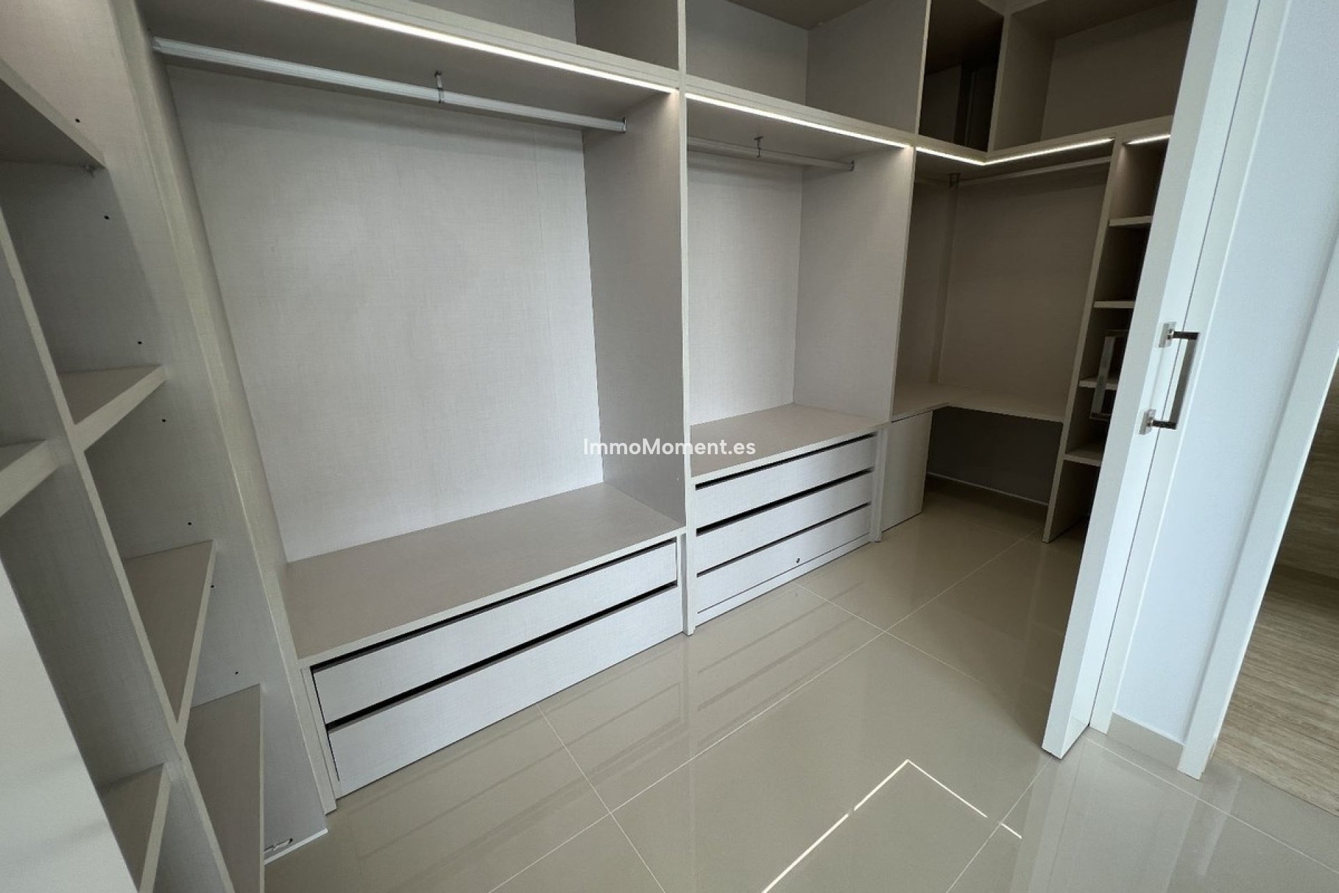 Resale - Villa - San Miguel de Salinas - San Miguel de Salinas Centro