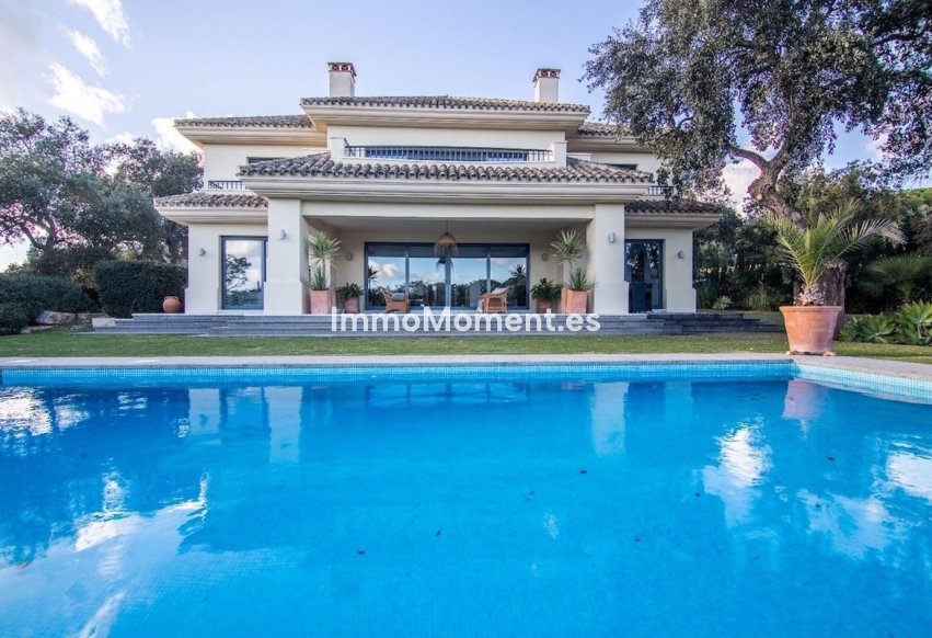 Resale - Villa - Sotogrande - Sotogrande Alto