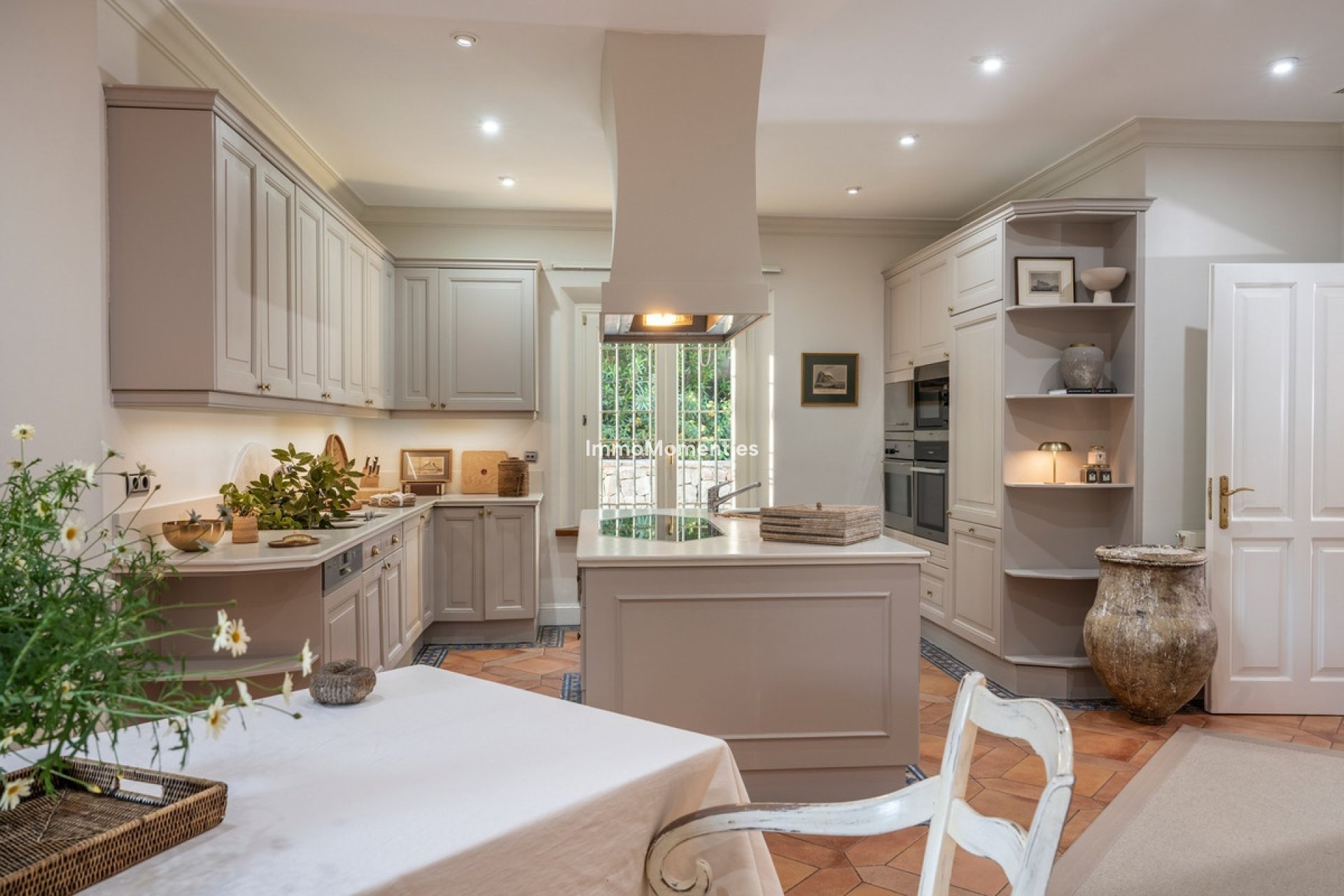 Resale - Villa - Sotogrande - Sotogrande Alto