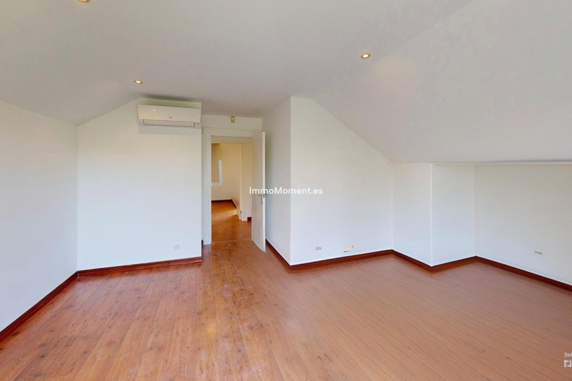 Resale - Villa - Sotogrande - Sotogrande Costa