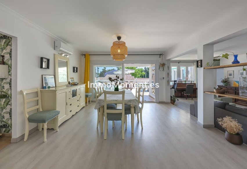 Resale - Villa - Sotogrande - Sotogrande Costa