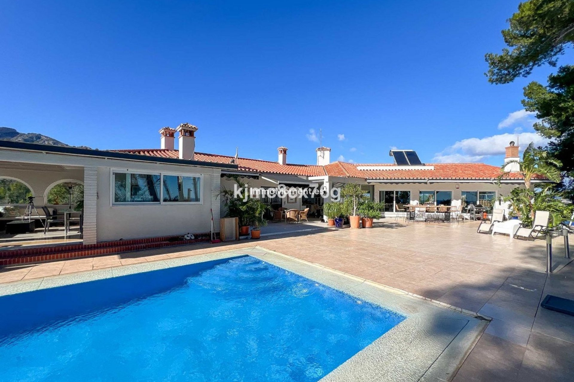 Resale - Villa - Torremolinos