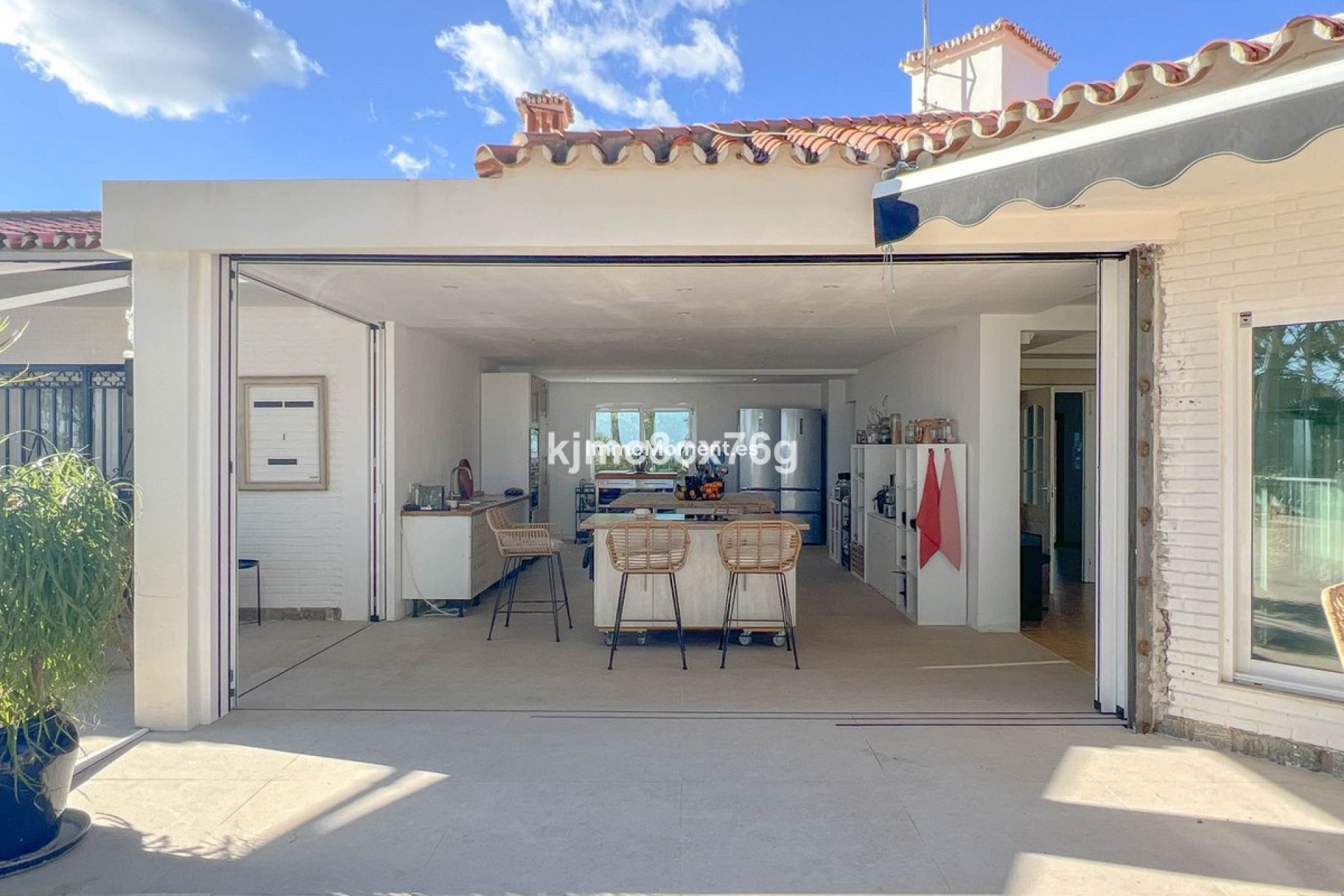 Resale - Villa - Torremolinos