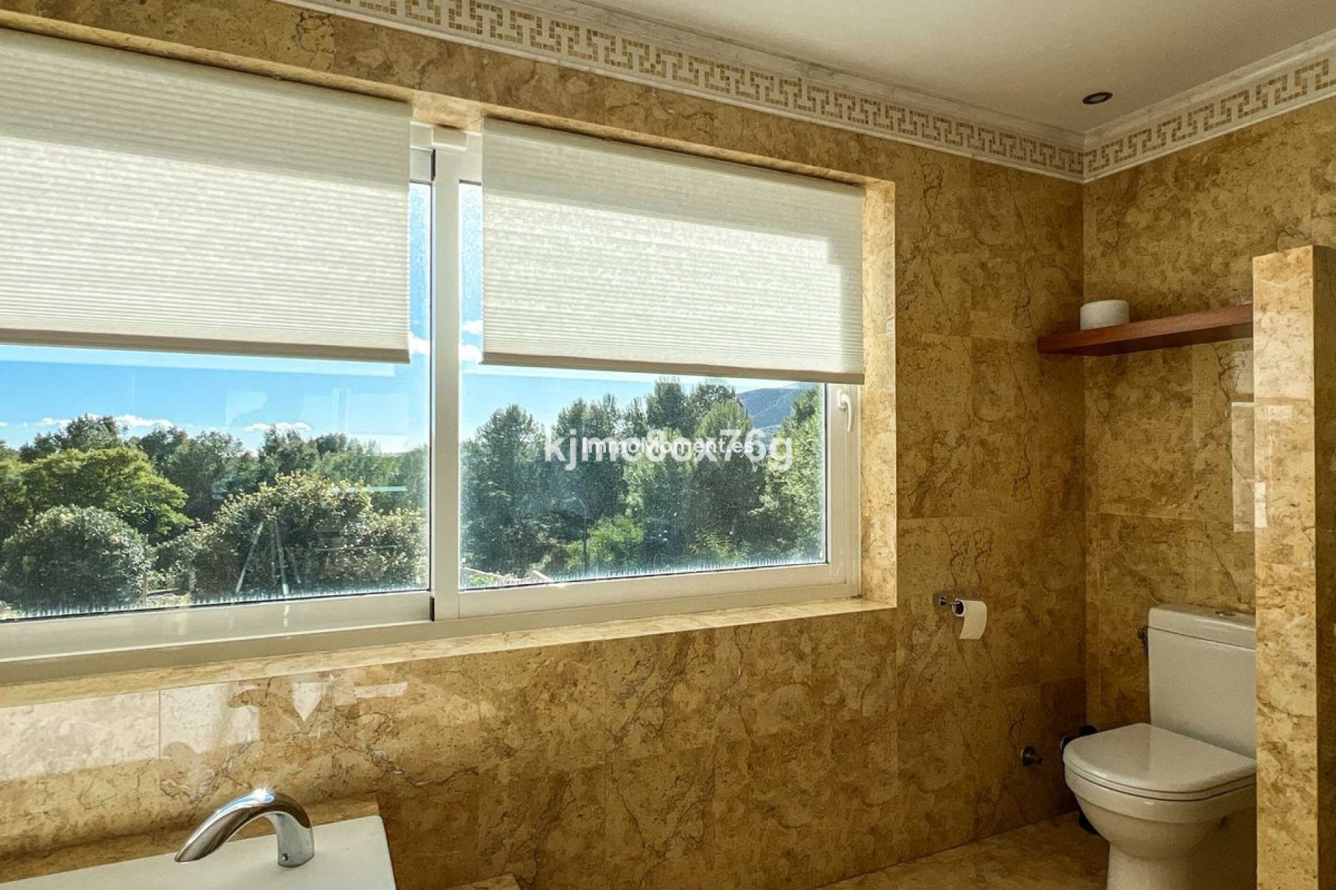 Resale - Villa - Torremolinos