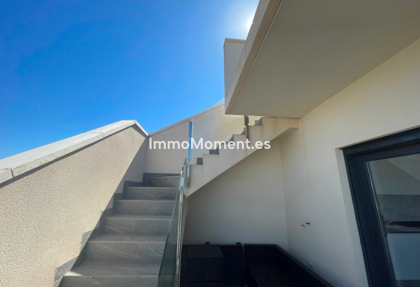 Resale - Villa - Torrevieja - La Mata