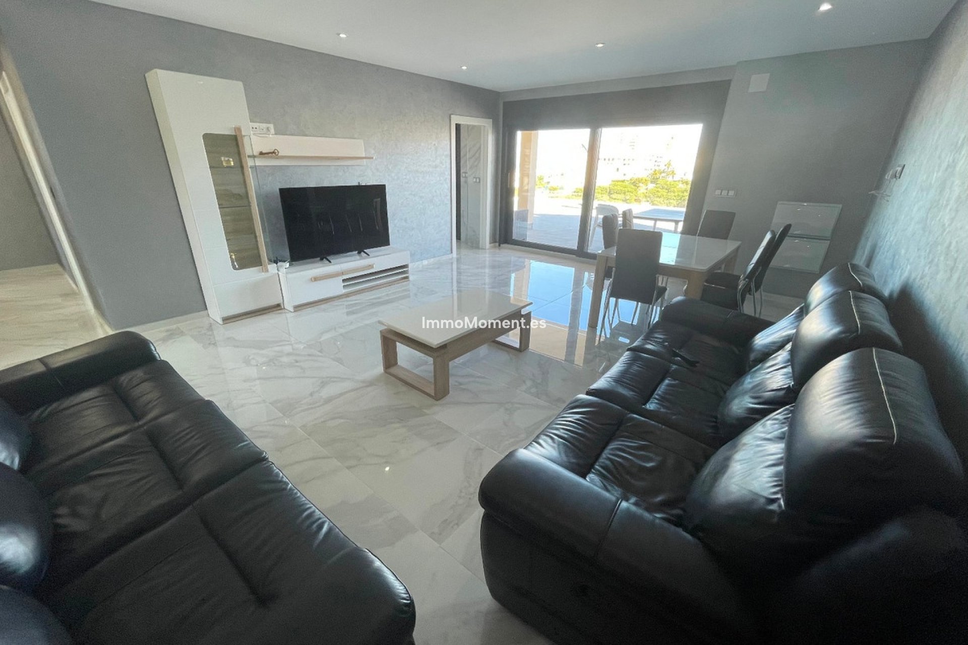 Resale - Villa - Torrevieja - La Mata