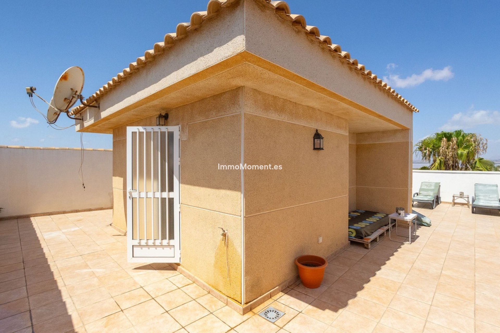 Resale - Villa - Torrevieja - La Siesta