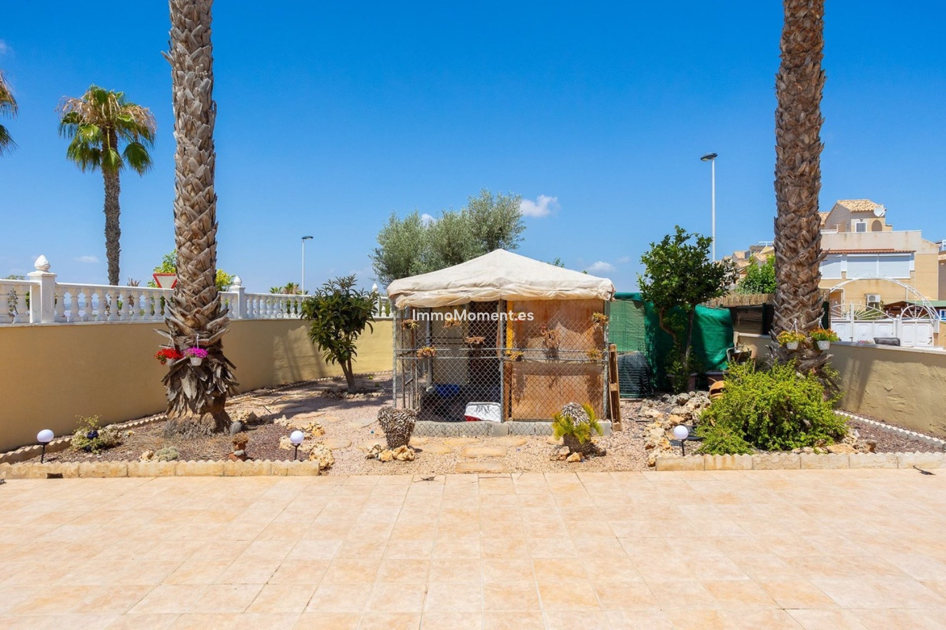 Resale - Villa - Torrevieja - La Siesta