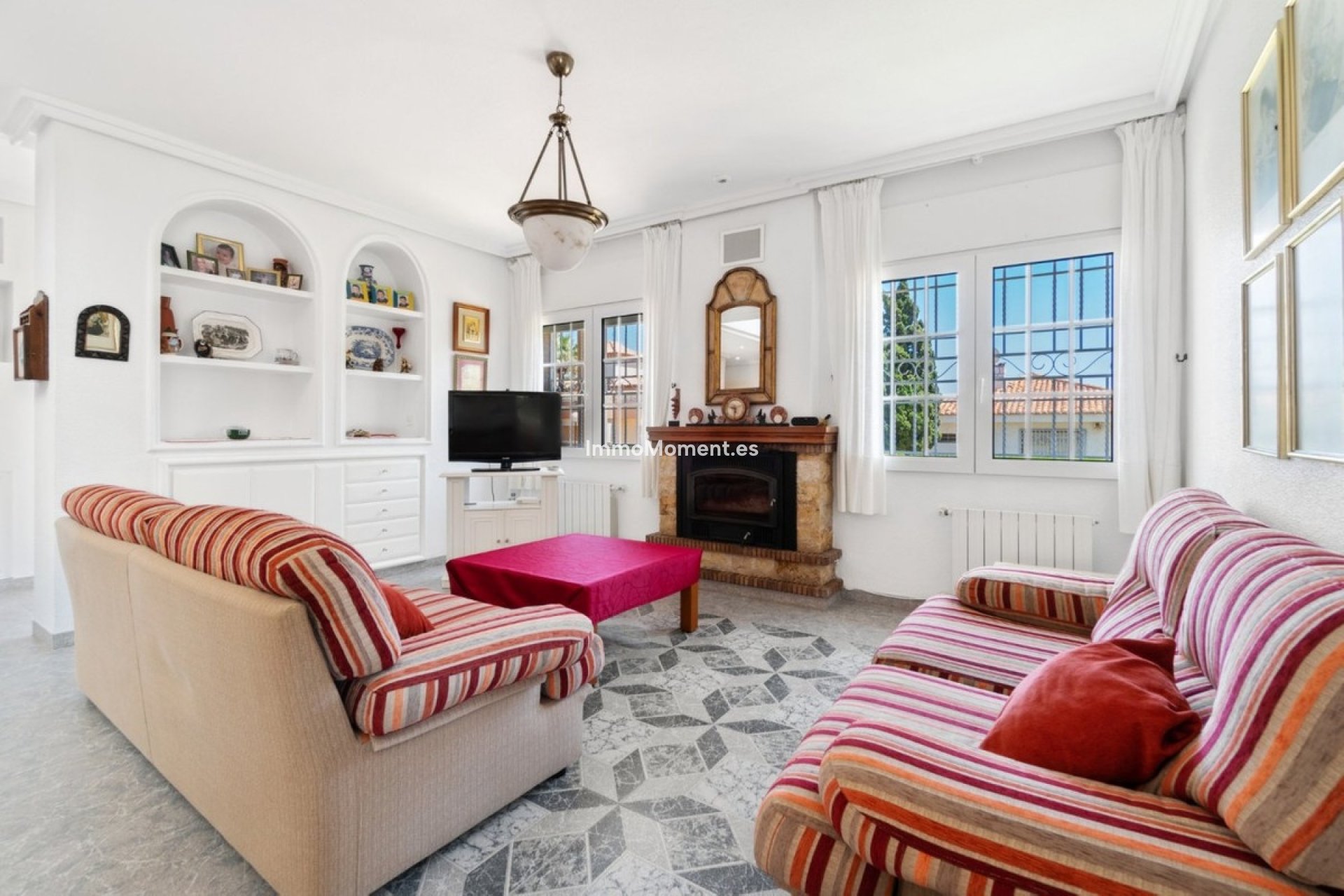 Resale - Villa - Torrevieja - La Veleta