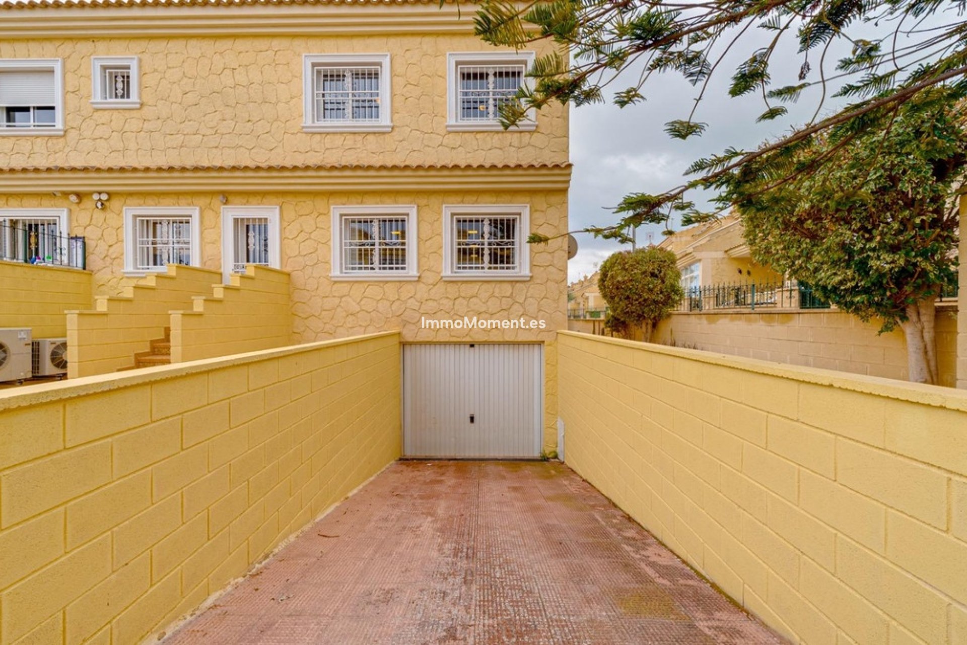 Resale - Villa - Torrevieja - Torrevieja Centro