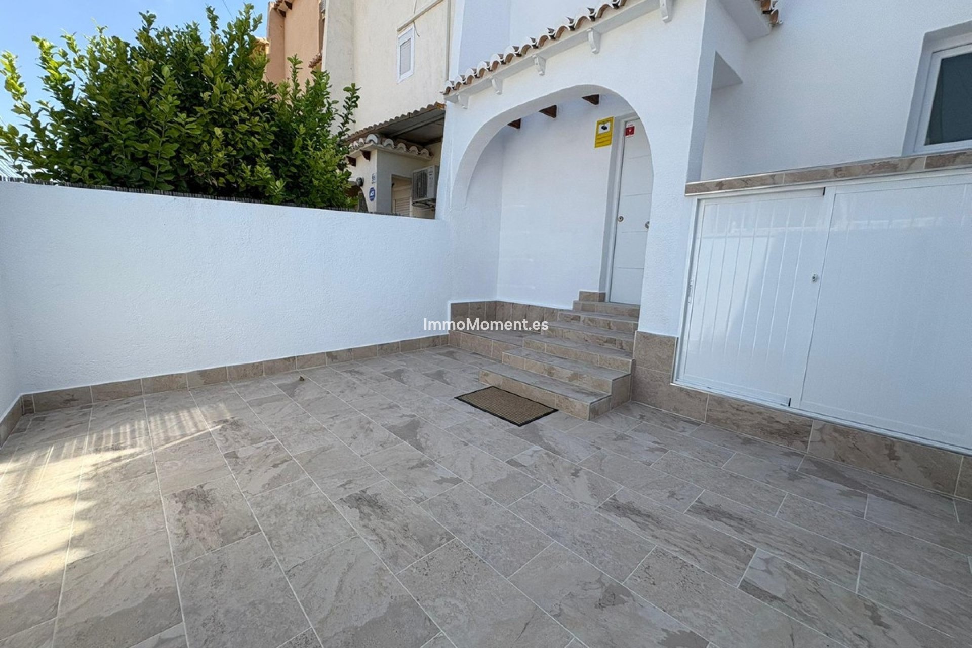 Resale - Villa - Torrevieja - Torrevieja Centro