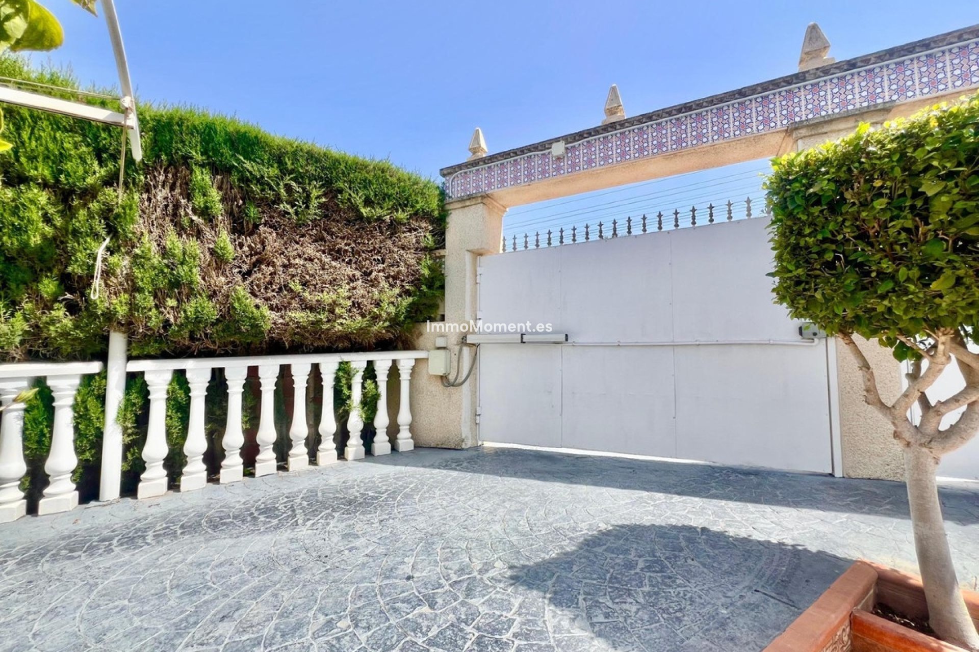 Resale - Villa - Torrevieja - Torrevieja Centro