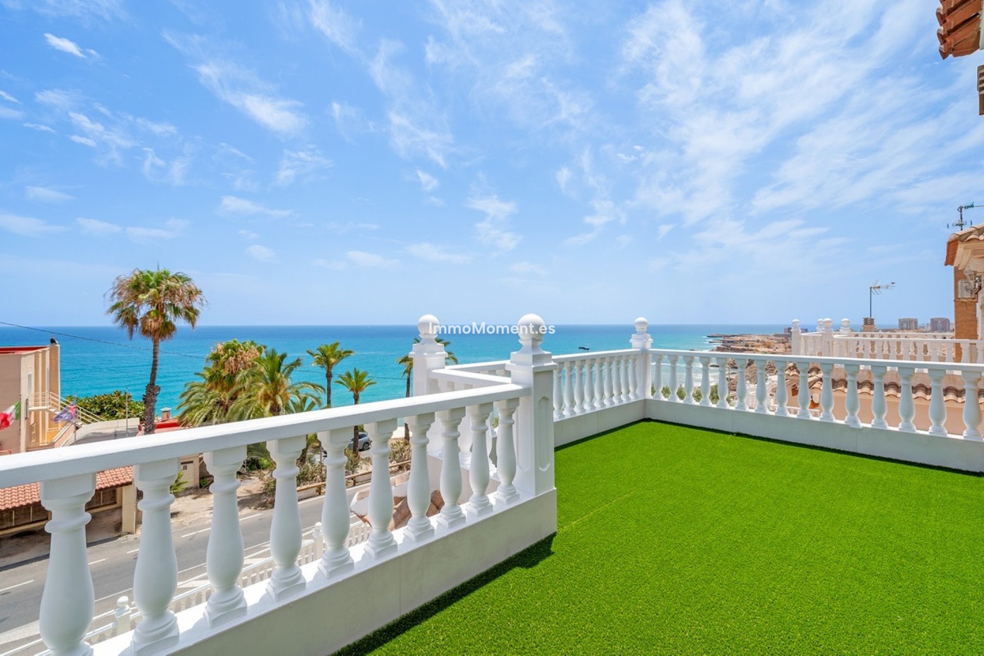 Resale - Villa - Torrevieja - Torrevieja Centro