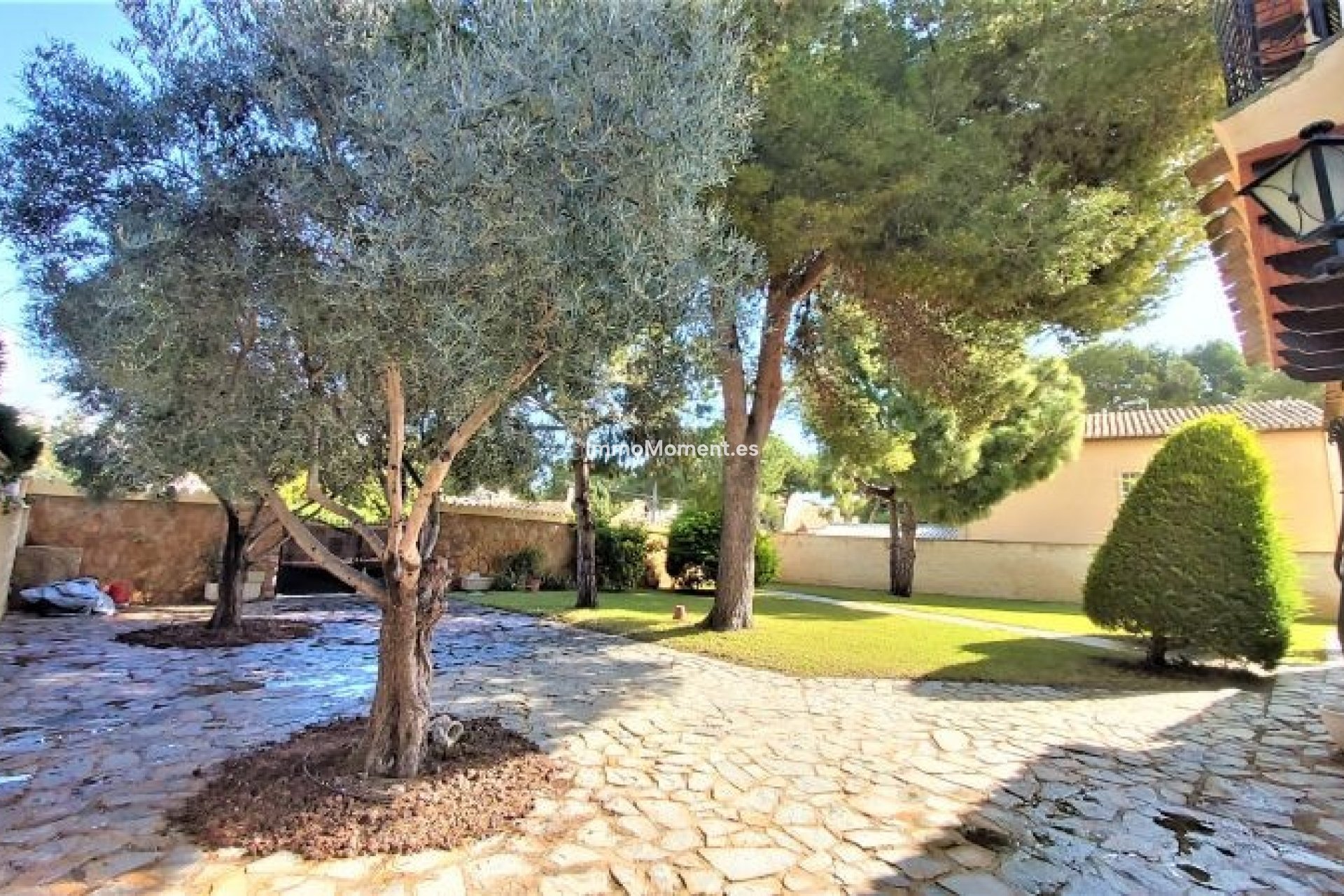 Resale - Villa - Torrevieja - Torrevieja Centro