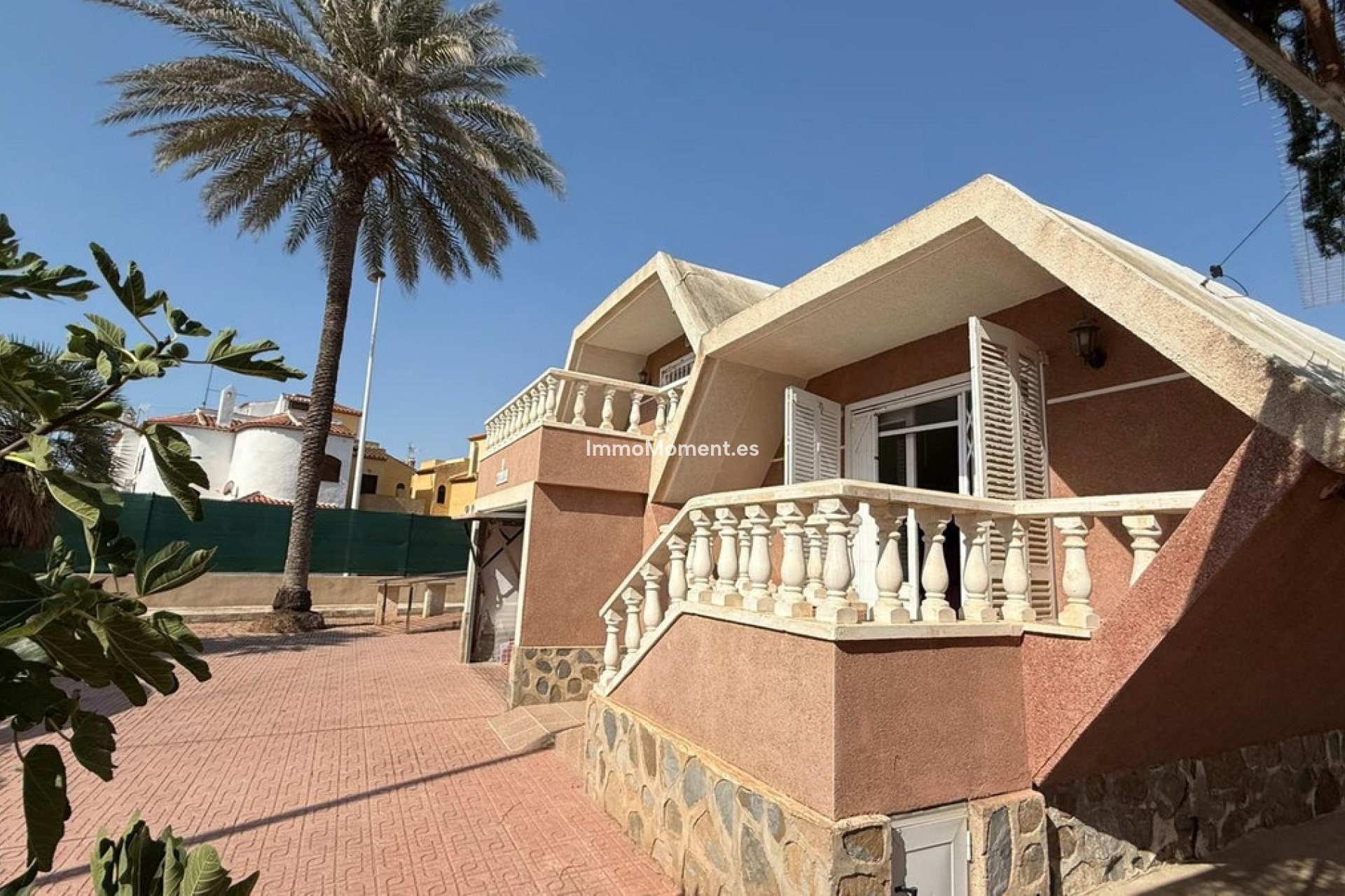 Resale - Villa - Torrevieja - Torrevieja Centro