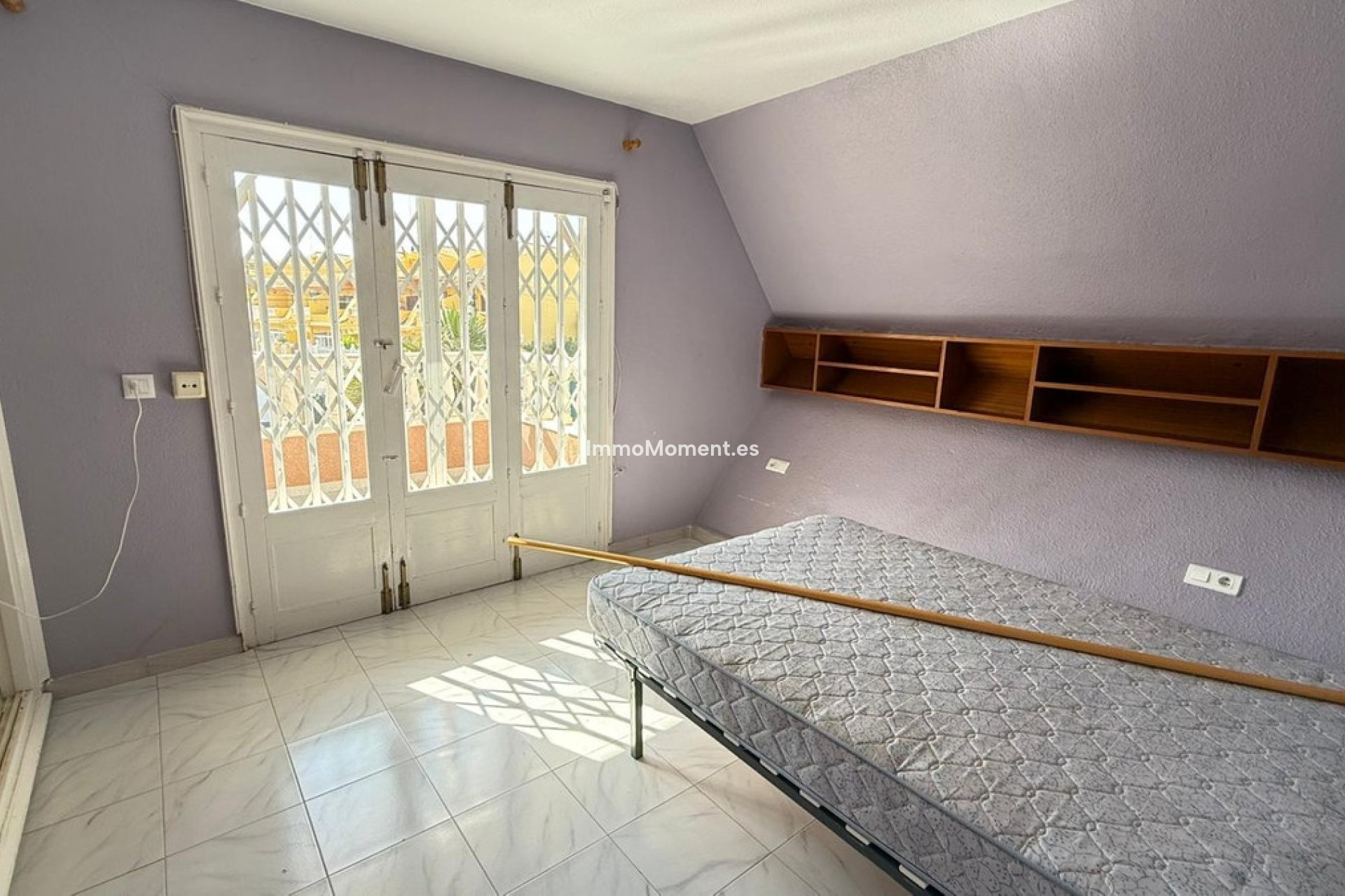 Resale - Villa - Torrevieja - Torrevieja Centro