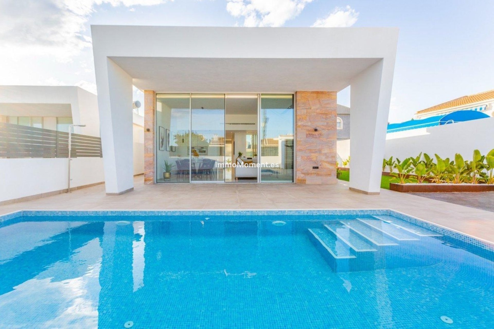 Resale - Villa - Torrevieja - Torrevieja Centro