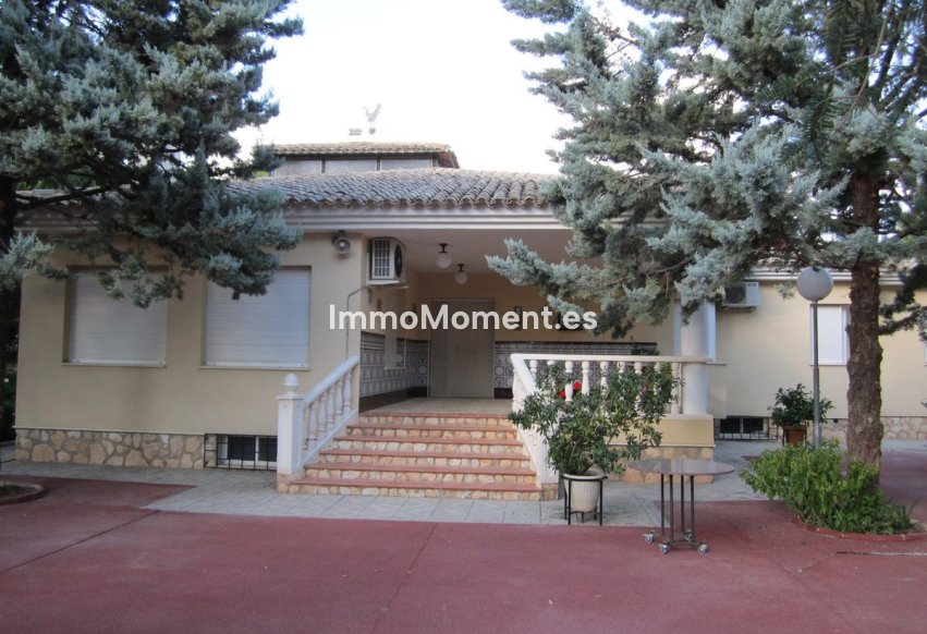 Resale - Villa - Yecla - Yecla Centro