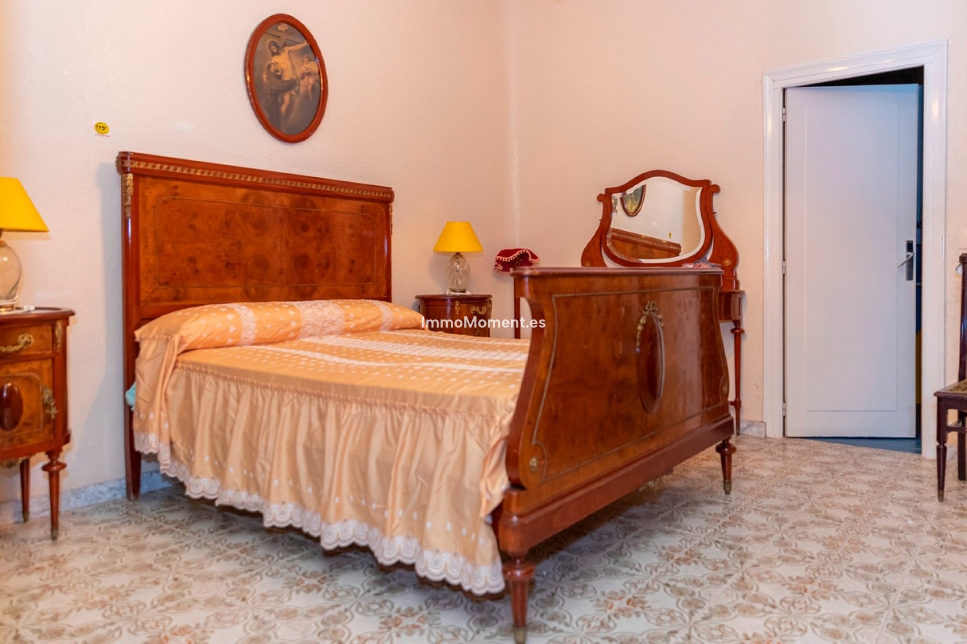 Resale - Villa - Yecla - Yecla Centro