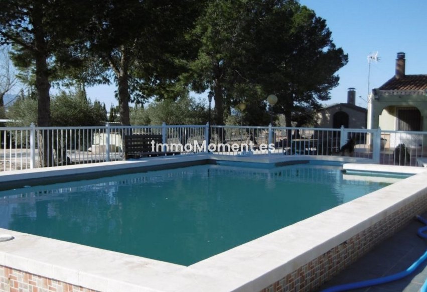 Resale - Villa - Yecla - Yecla Centro