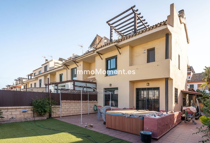 Reventa - Adosado - Estepona  - Cancelada