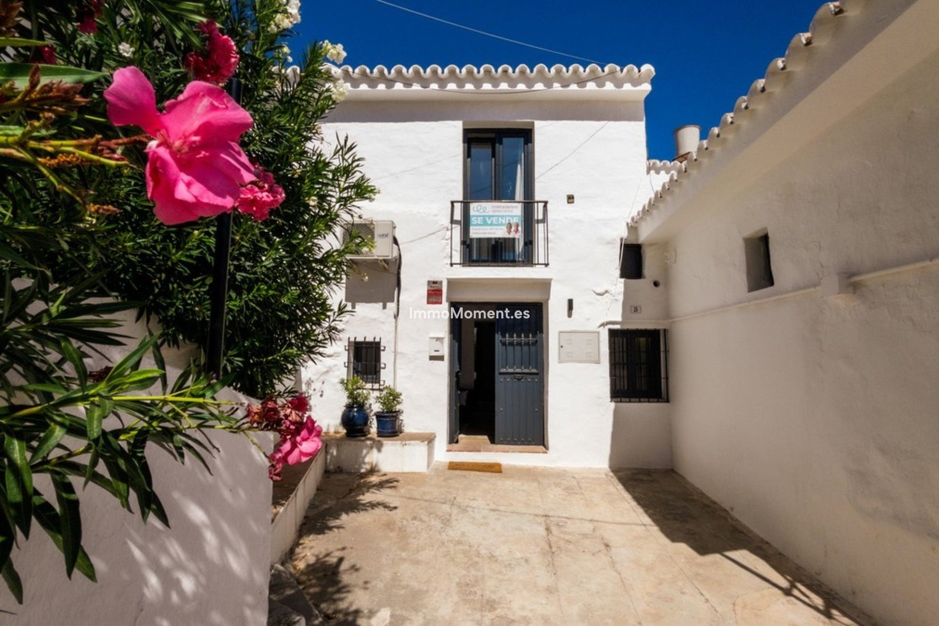 Reventa - Adosado - Interior  - Guaro