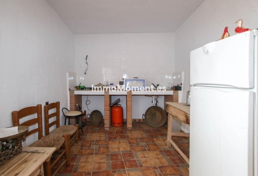 Reventa - Adosado - Interior  - Guaro