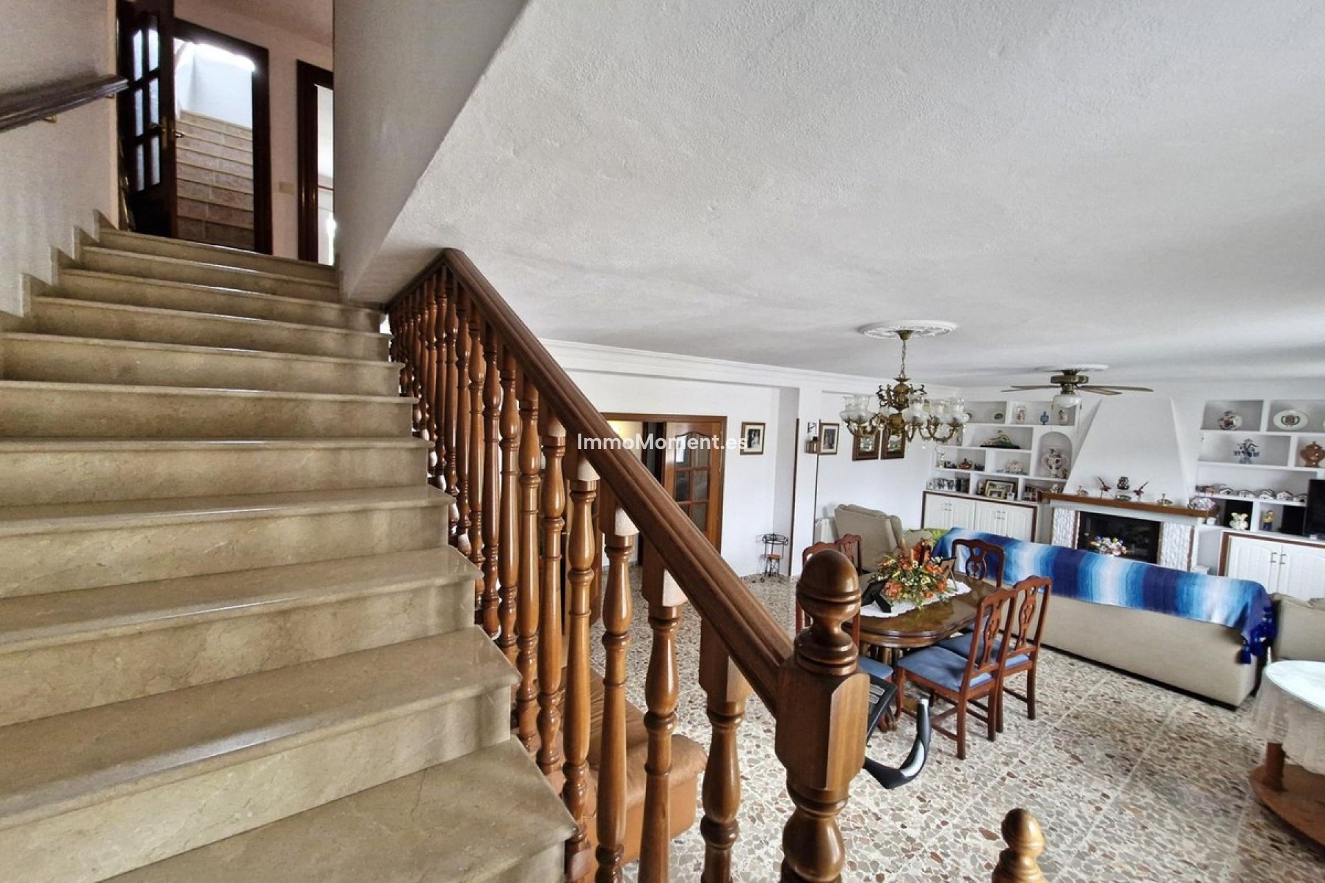 Reventa - Adosado - Interior  - Guaro