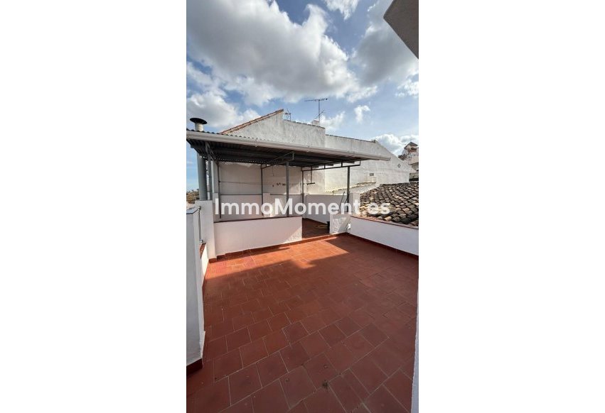 Reventa - Adosado - Interior  - Guaro
