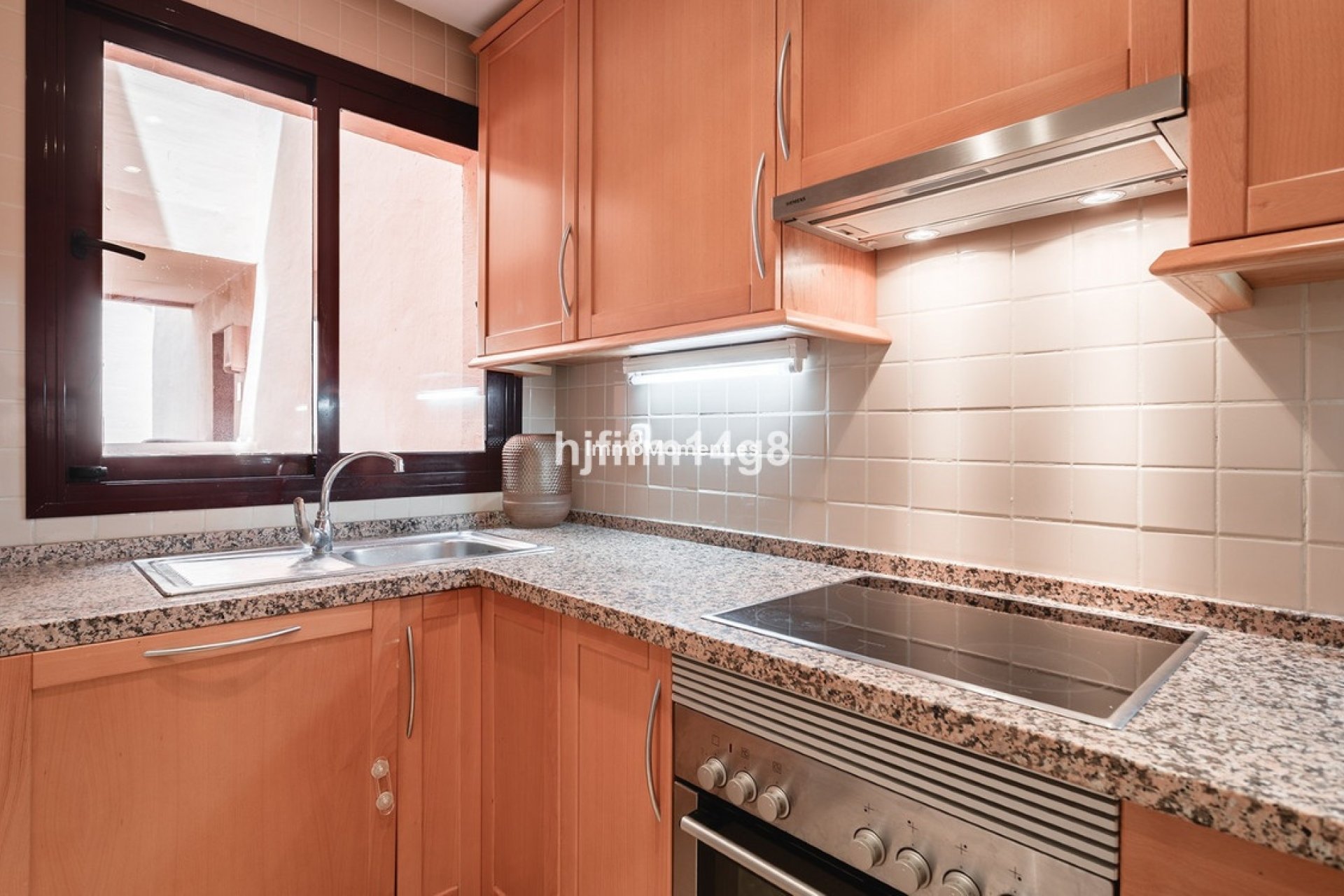Reventa - Apartamento - Benahavís - Benahavís Centro
