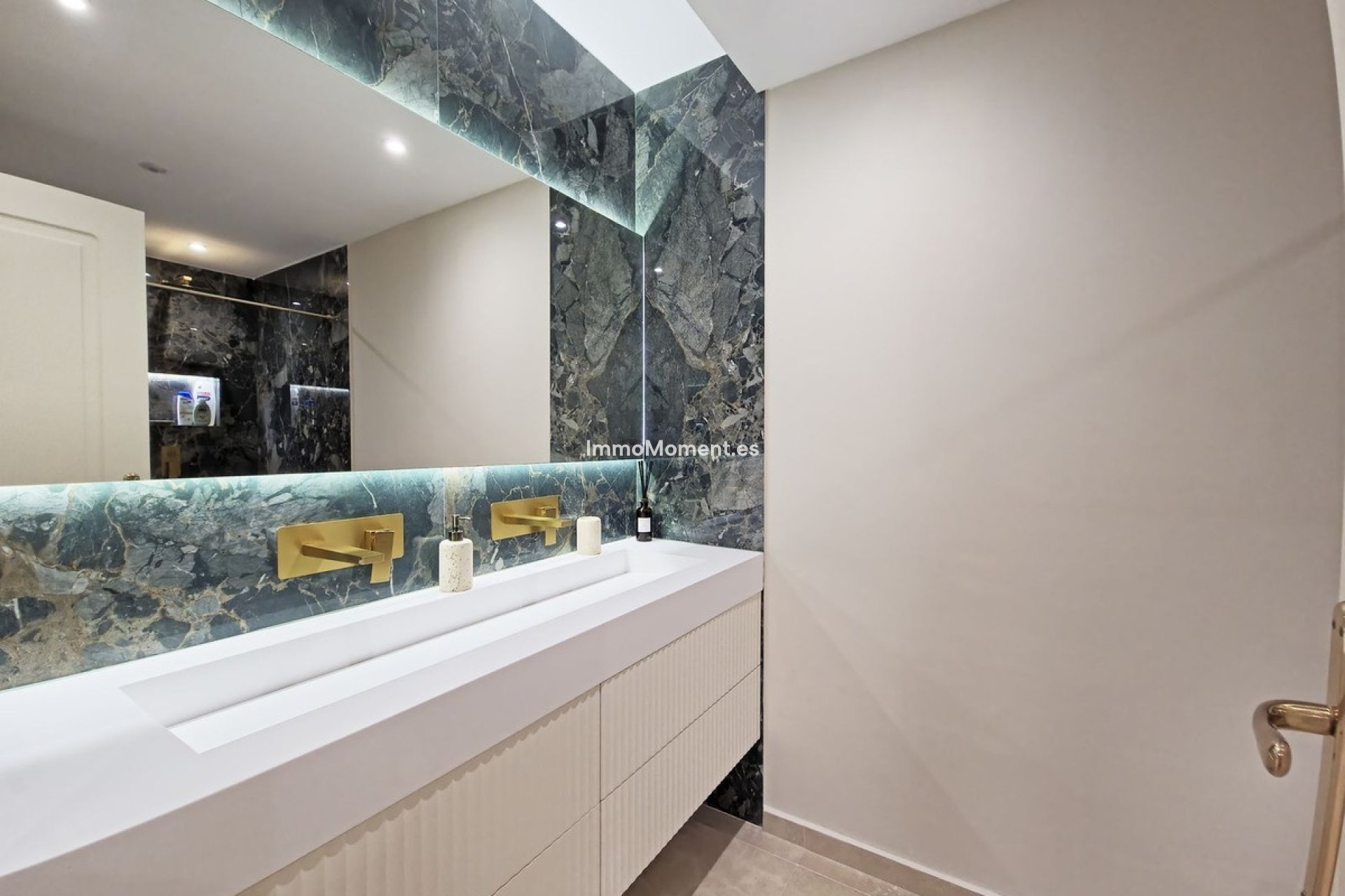 Reventa - Apartamento - Benahavís - Benahavís Centro