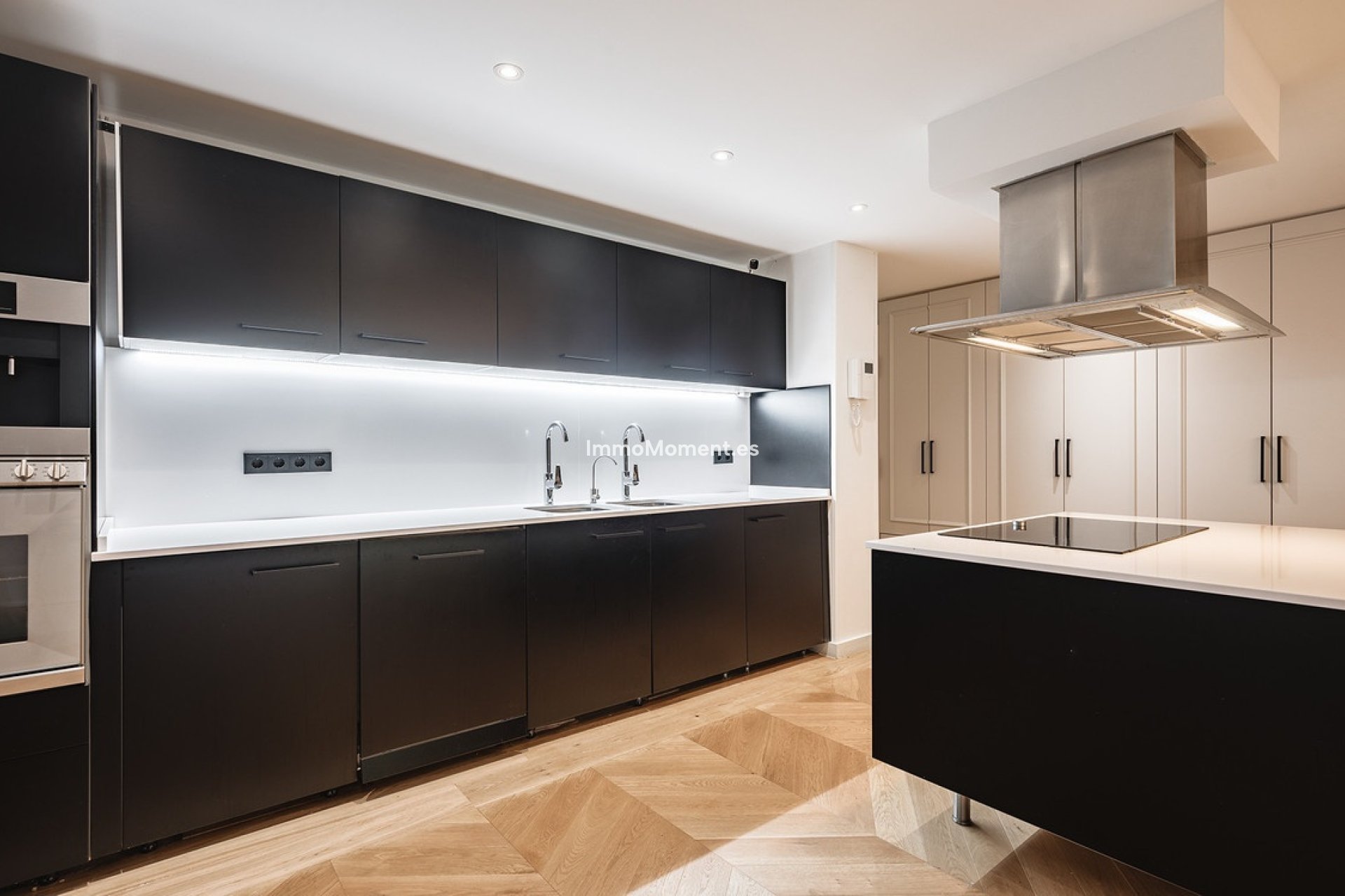 Reventa - Apartamento - Benahavís - Benahavís Centro