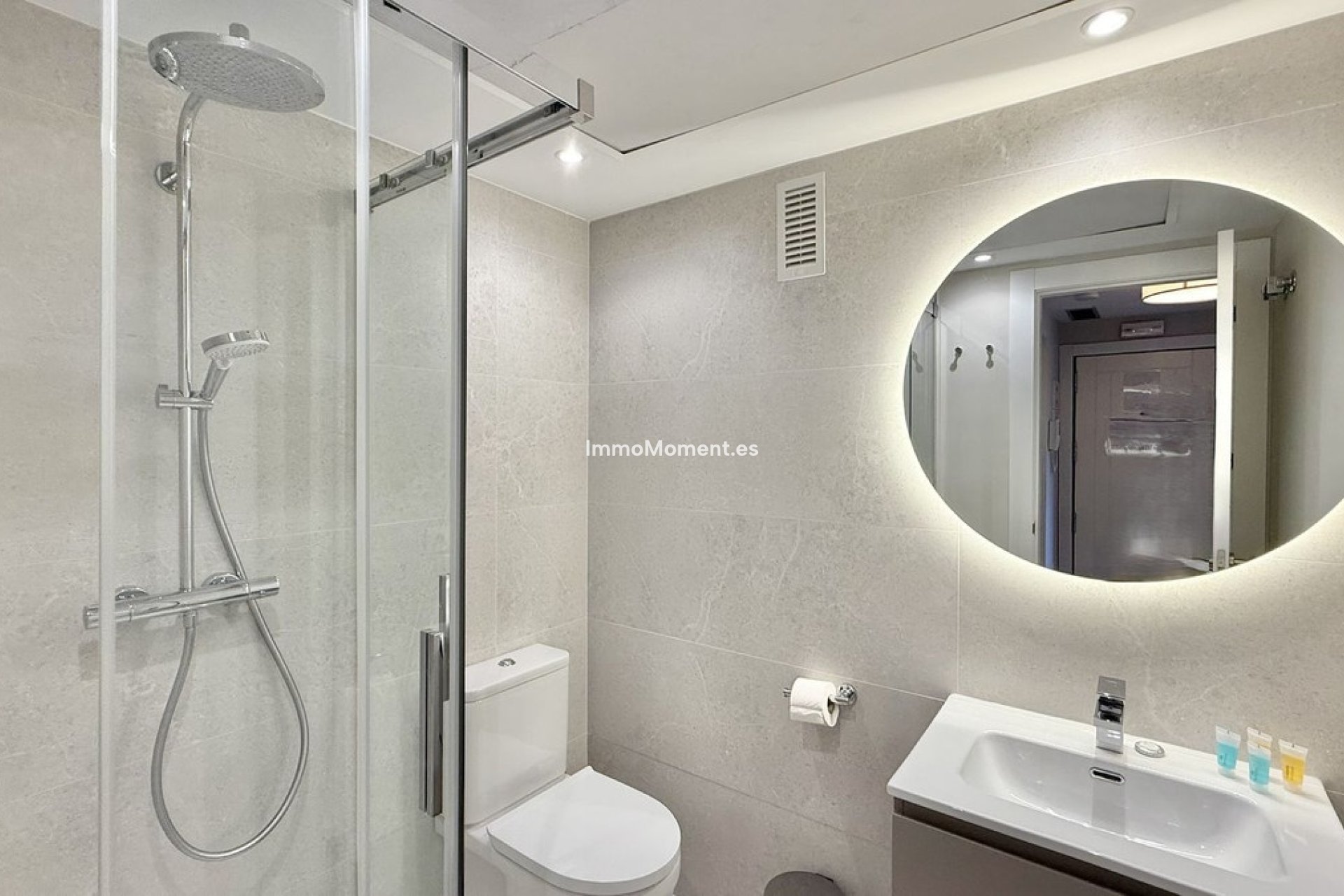 Reventa - Apartamento - Benahavís - Benahavís Centro