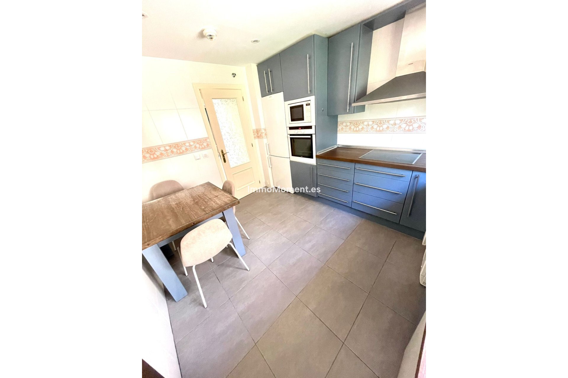 Reventa - Apartamento - Benahavís - Benahavís Centro