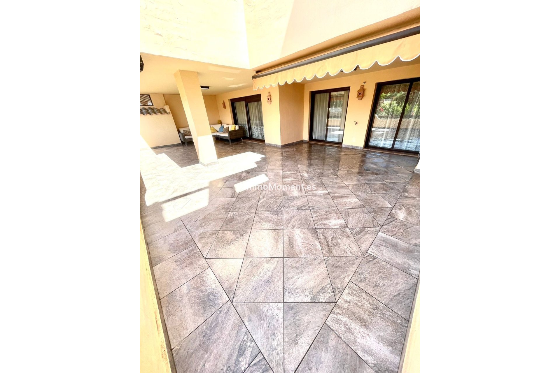 Reventa - Apartamento - Benahavís - Benahavís Centro