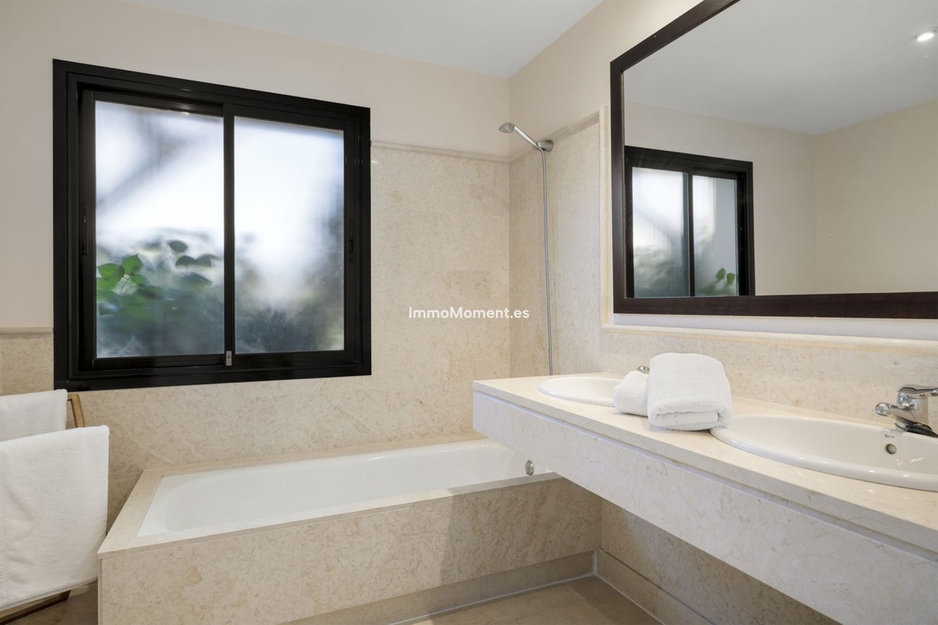 Reventa - Apartamento - Benahavís - Benahavís Centro