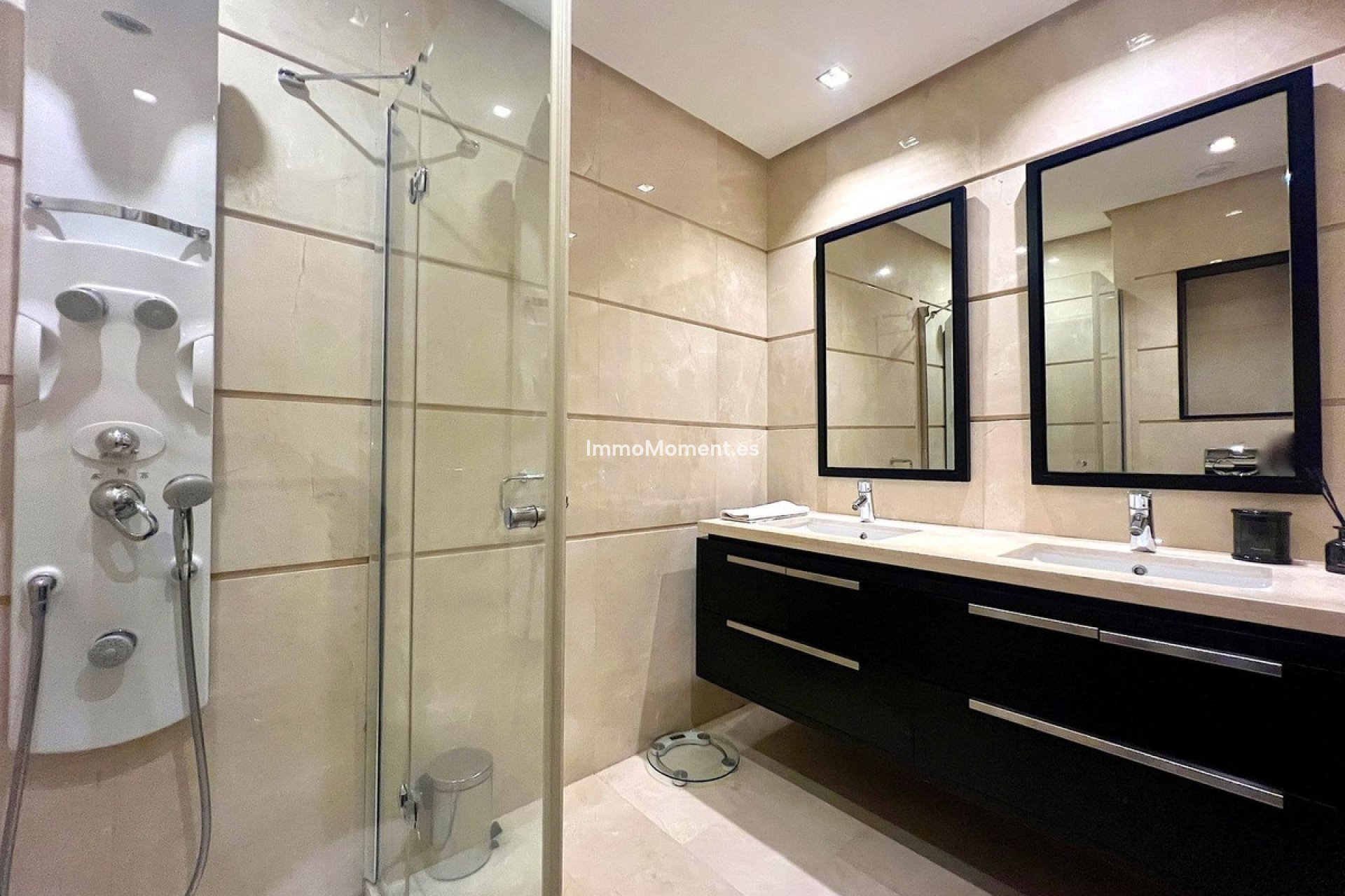 Reventa - Apartamento - Benahavís - Benahavís Centro