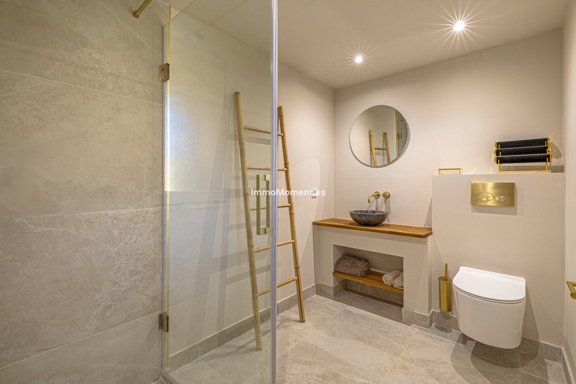 Reventa - Apartamento - Benahavís - Benahavís Centro