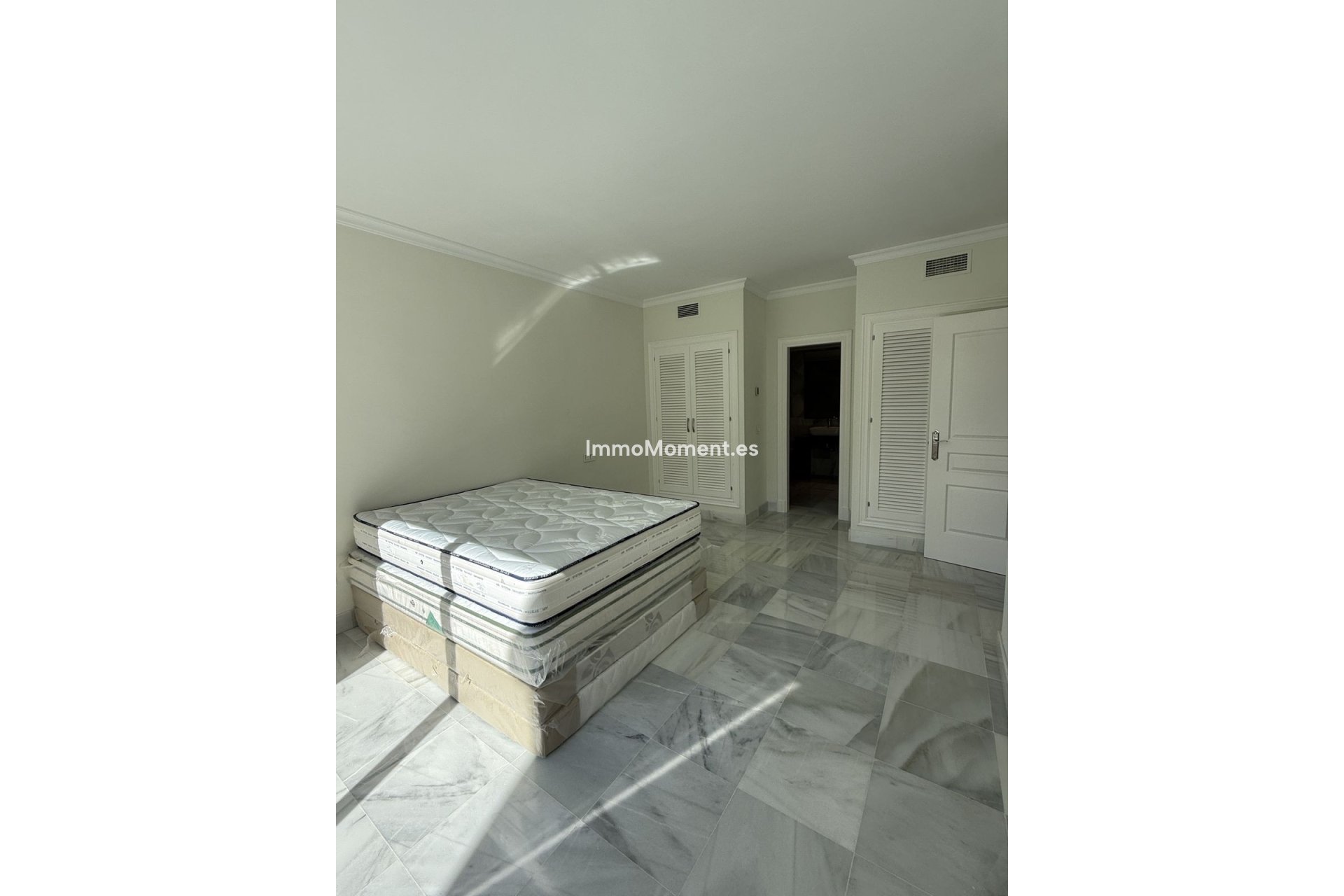 Reventa - Apartamento - Benahavís - Benahavís Centro