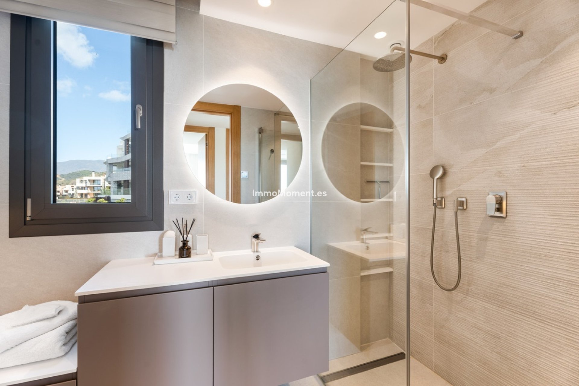 Reventa - Apartamento - Benahavís - Benahavís Centro