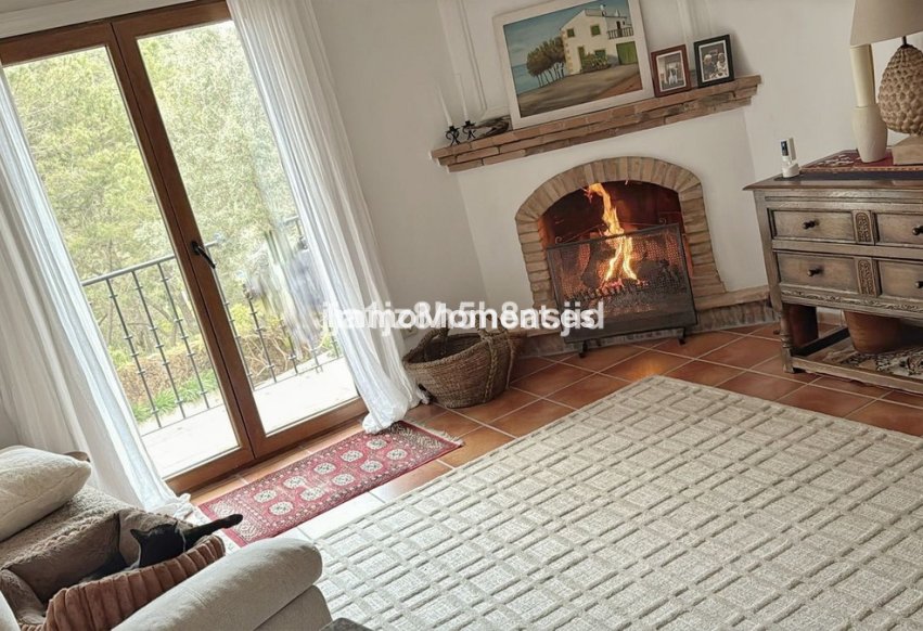 Reventa - Apartamento - Benahavís - Benahavís Centro