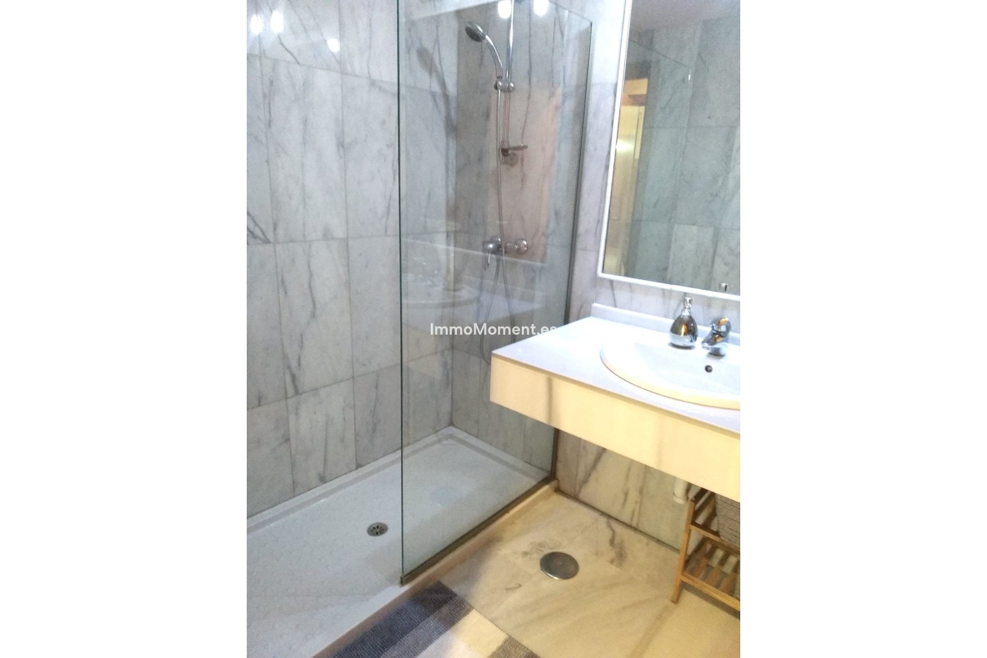 Reventa - Apartamento - Benahavís - Benahavís Centro